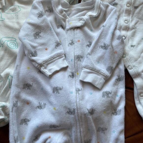 Carters 3 month white footed sleepers - Picture 2 of 4